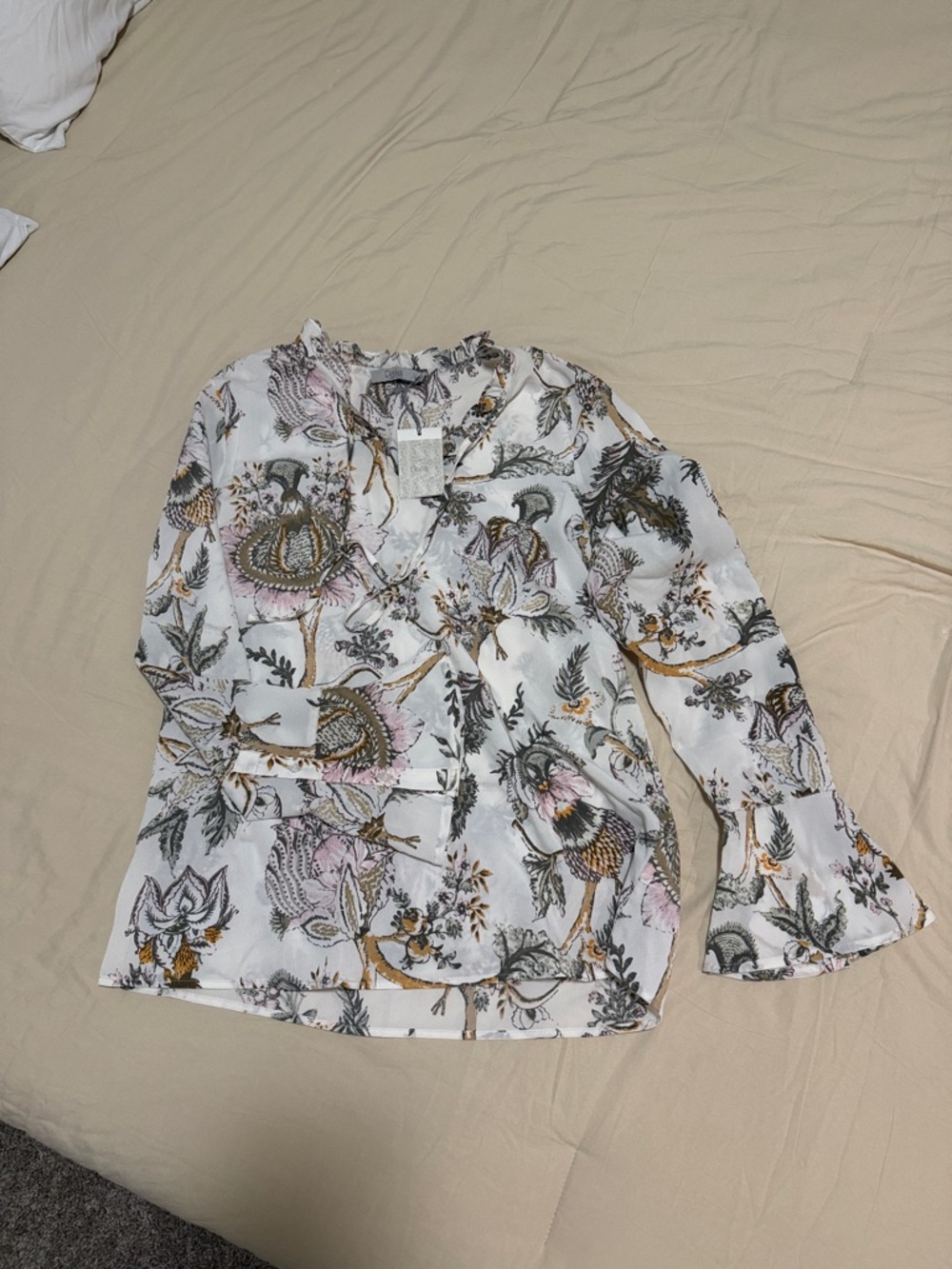 Dalia White Floral & Pink Accent V-Neck Blouse